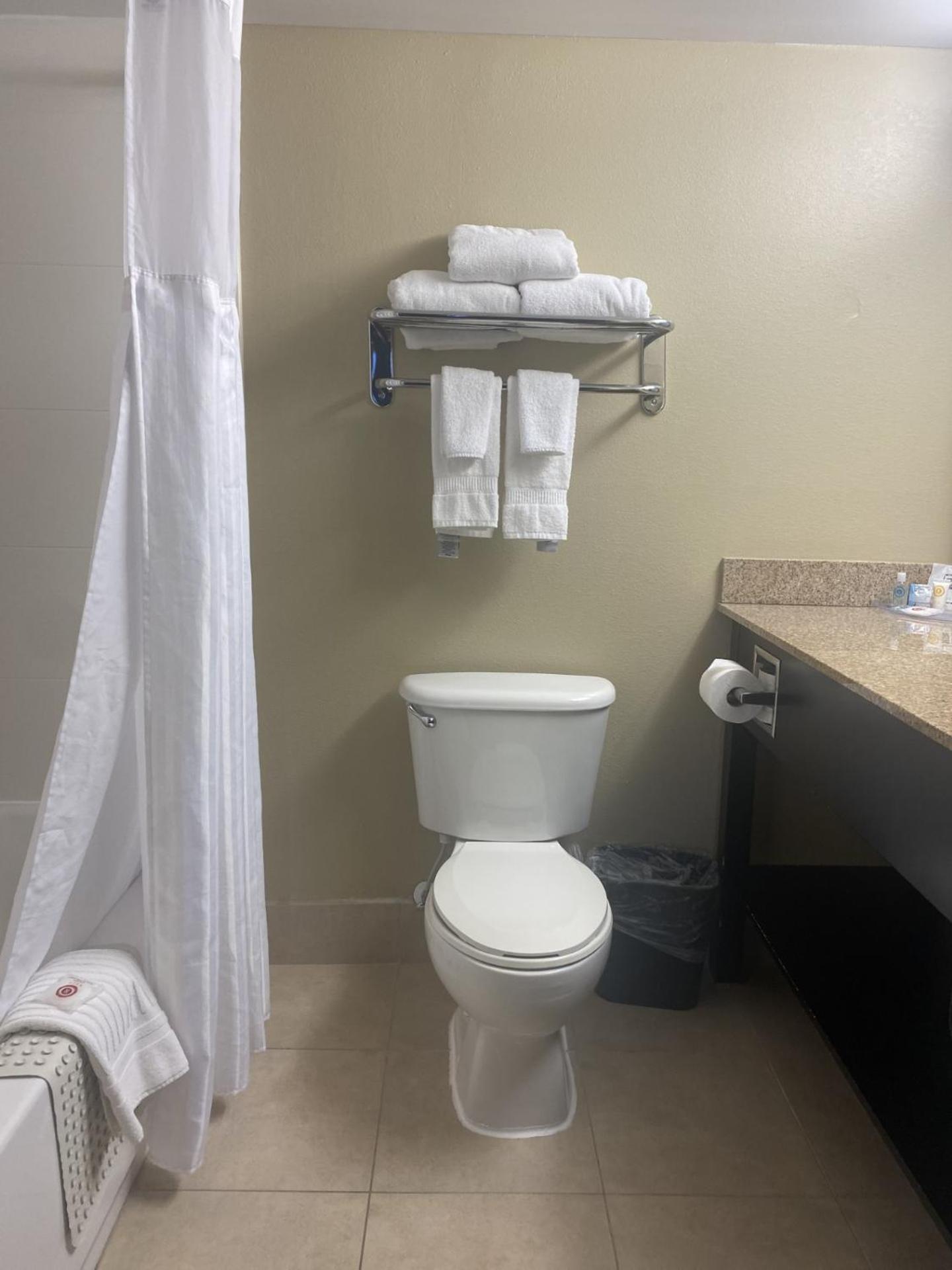 Comfort Suites Concord Mills Esterno foto