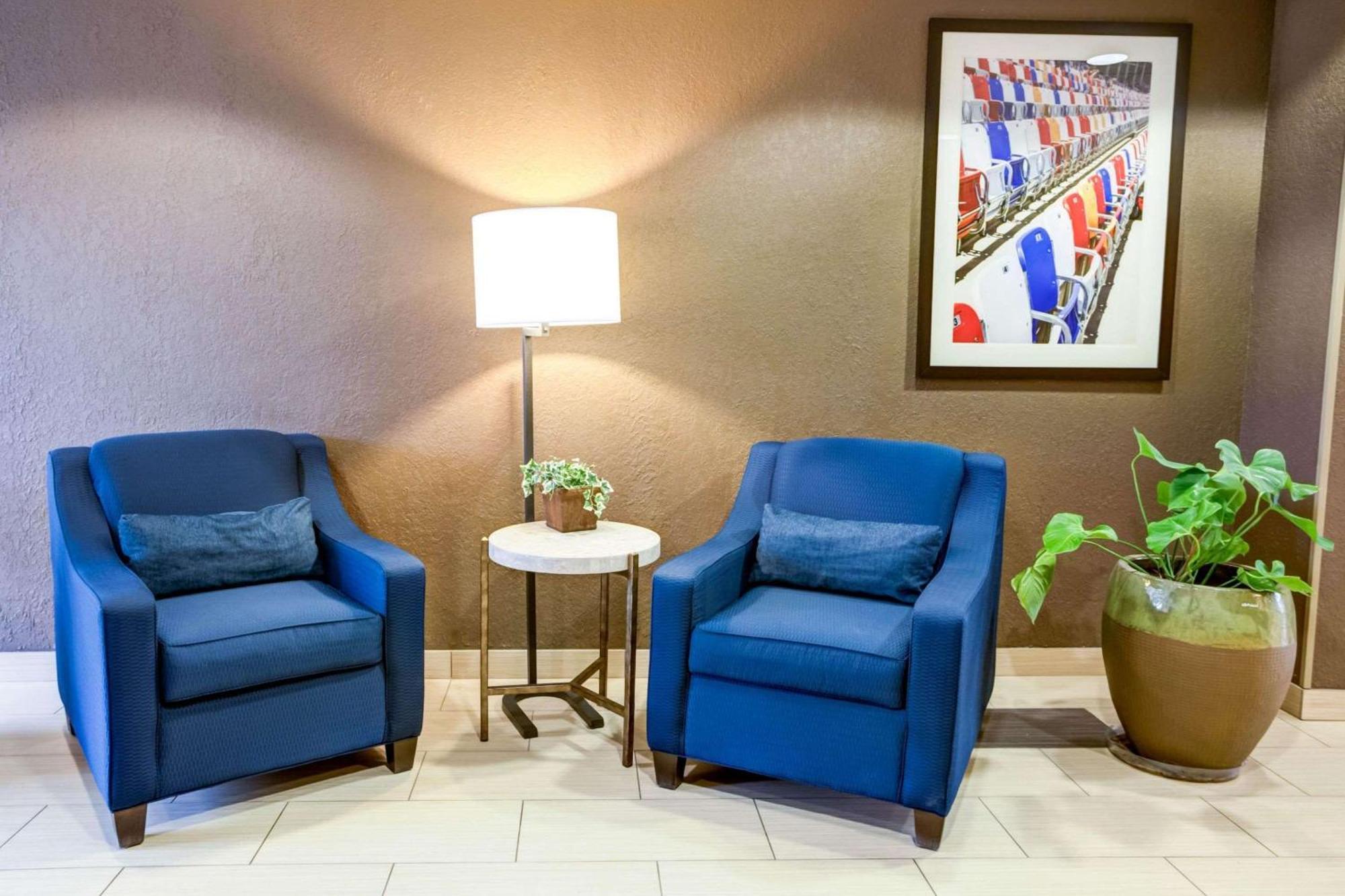 Comfort Suites Concord Mills Esterno foto